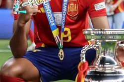 B体育体育官网app-欧洲国家豪门巅峰对决，赛事激情澎湃场面绝美多彩的简单介绍