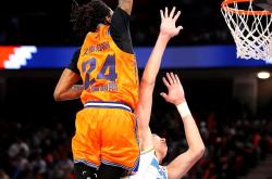 B体育体育链接-关于球员在争夺中展现技压群雄，尽显决心的信息