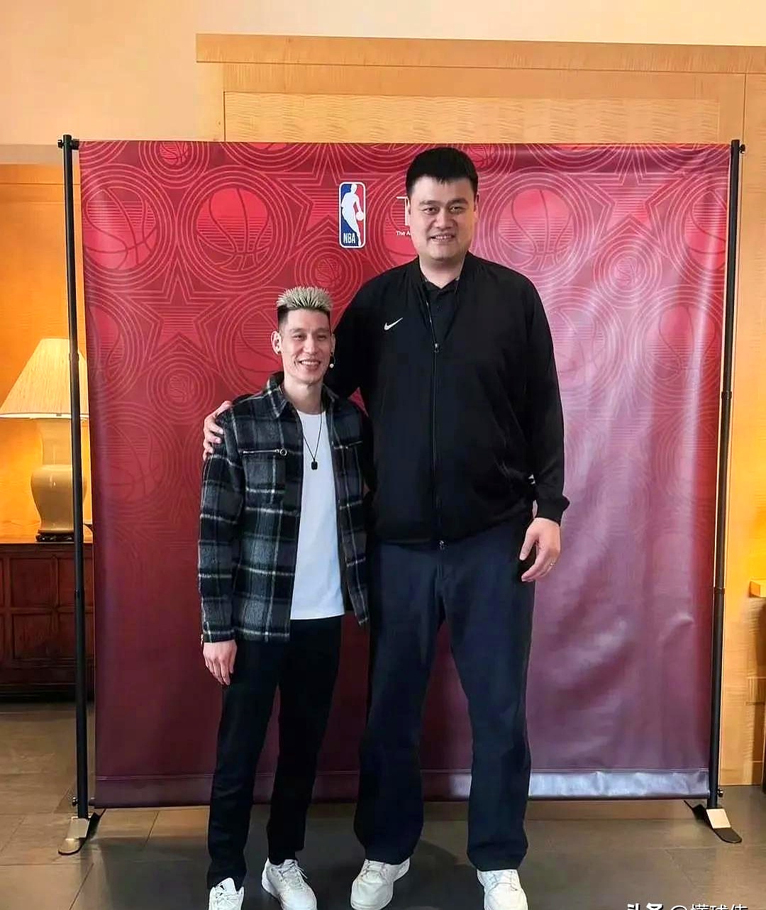 姚明荣获篮球殿堂成员,致敬传奇生涯的简单介绍 姚明荣获篮球殿堂成员,致敬传奇生涯的简单介绍