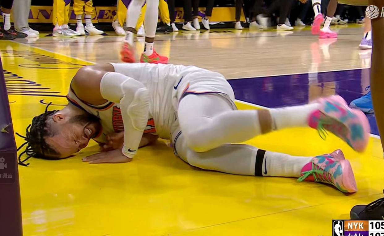 阵痛挣扎!球员们的奋力拼搏 阵痛挣扎!球员们的奋力拼搏