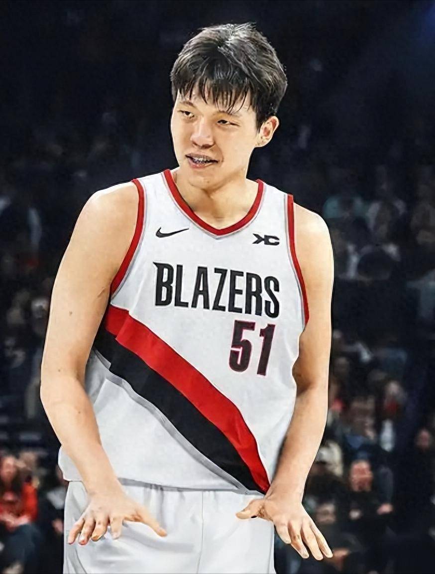 关于NBA球队宣布签下中国籍球员,引发球迷热议的信息 关于NBA球队宣布签下中国籍球员,引发球迷热议的信息