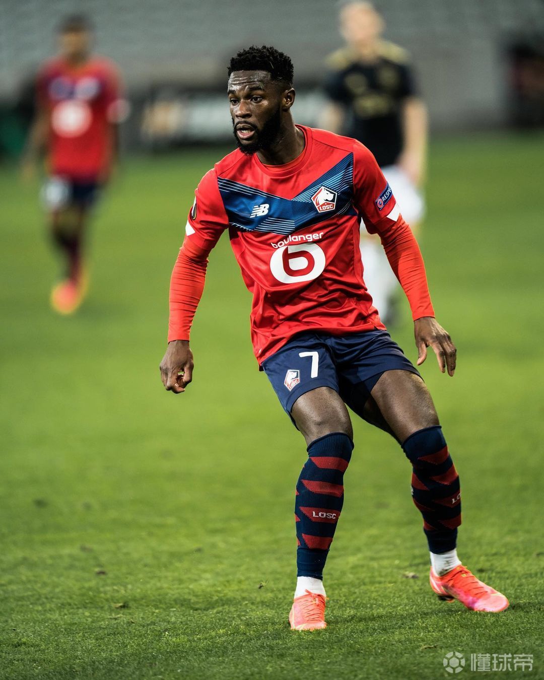 里昂备战,全队为取胜而努力 里昂备战,全队为取胜而努力