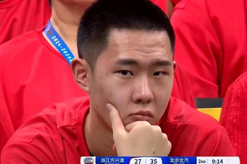 浙江男篮反超,成功翻盘逆袭 浙江男篮反超,成功翻盘逆袭