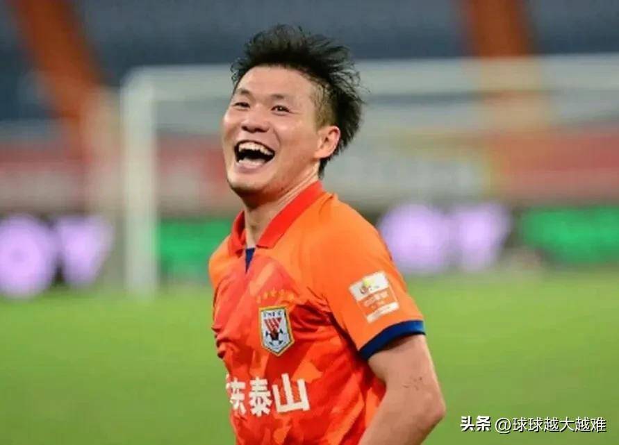 不畏艰难险阻,球队在比赛中取得胜利 不畏艰难险阻,球队在比赛中取得胜利