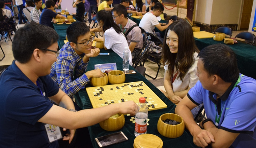 群英汇聚，精彩瞬间层出不穷的简单介绍