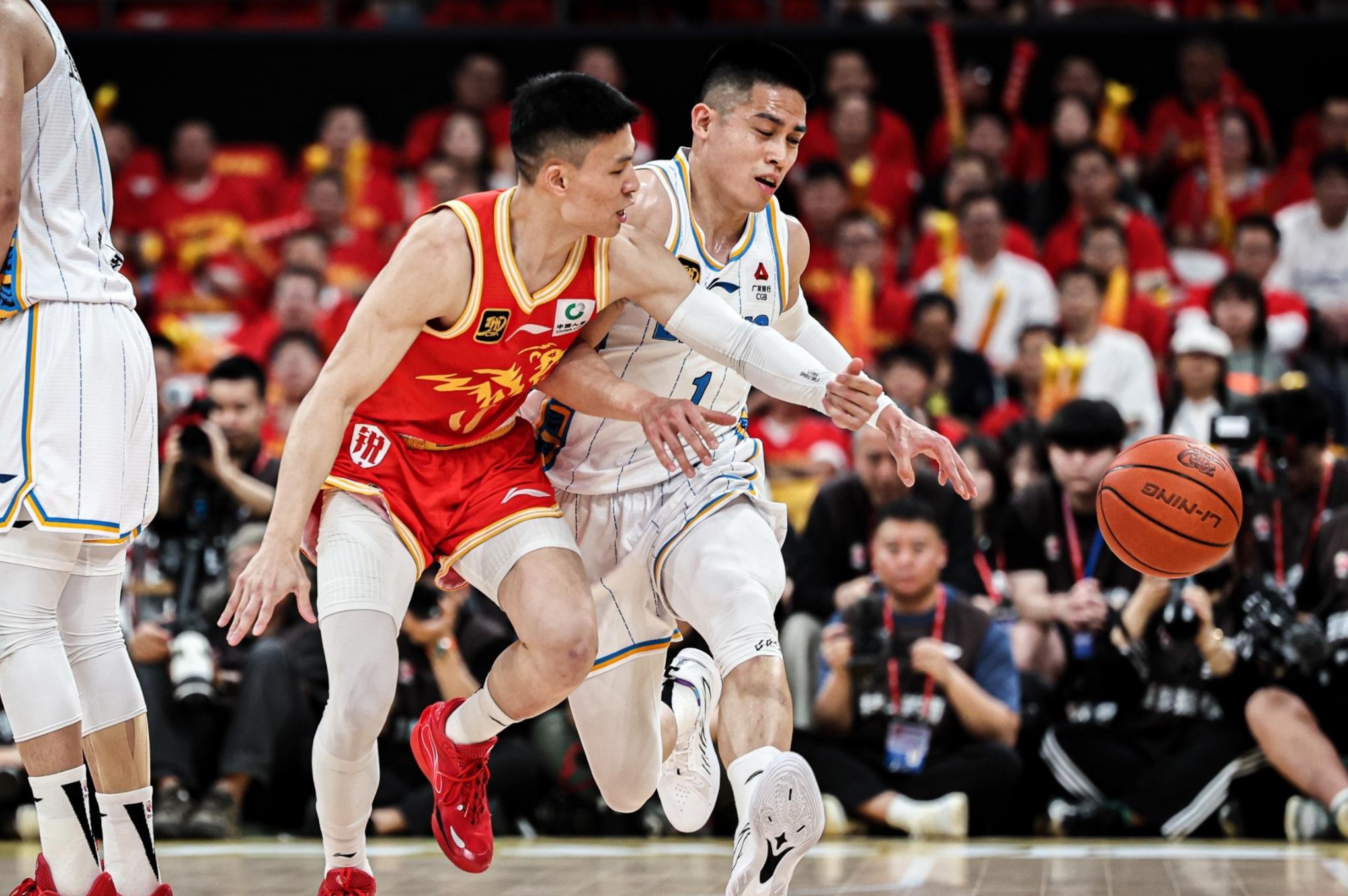 北京队力克浙江队，取得胜利